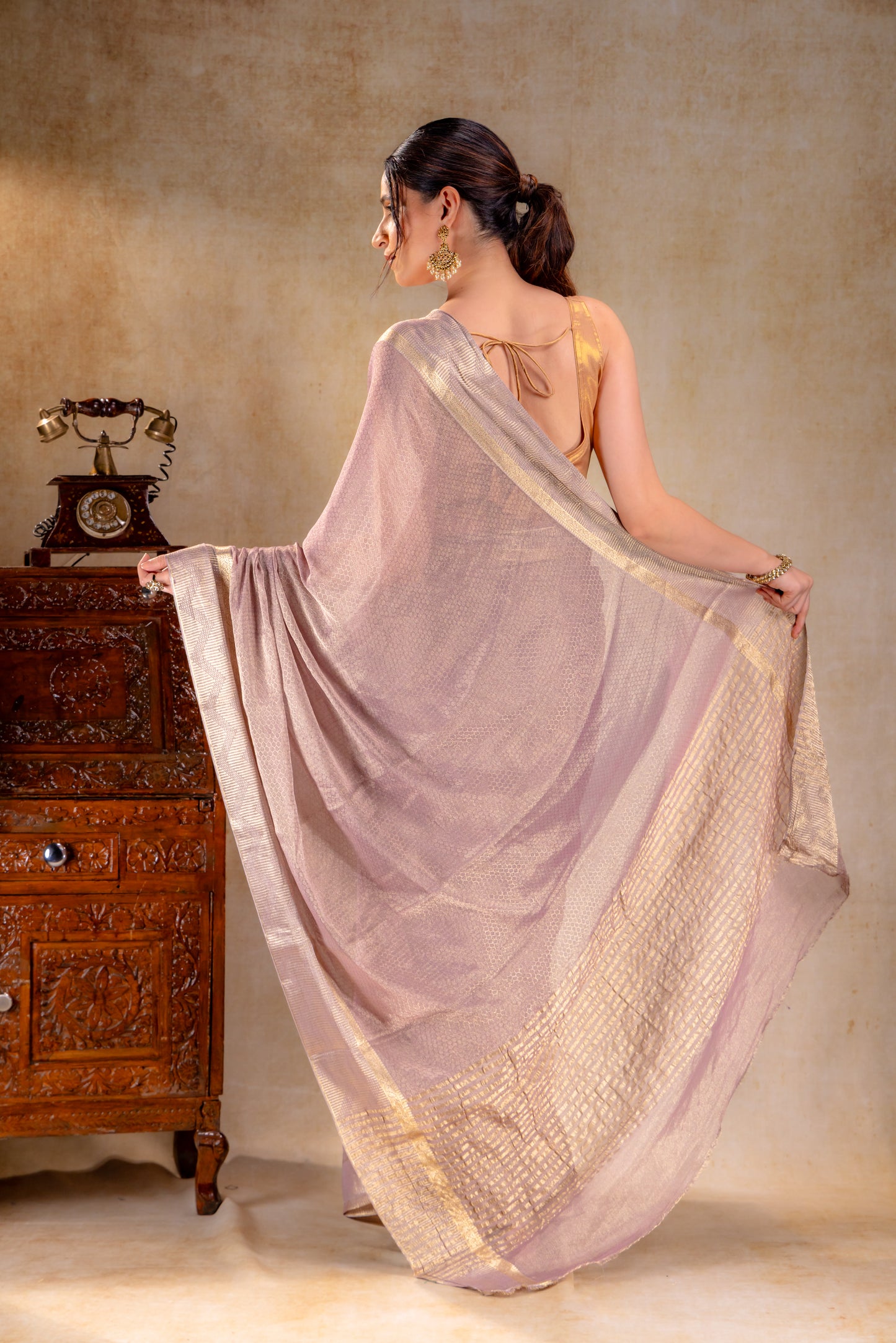 Mauve Honeycomb Textured Weave Tissue Saree with Zigzag Border
