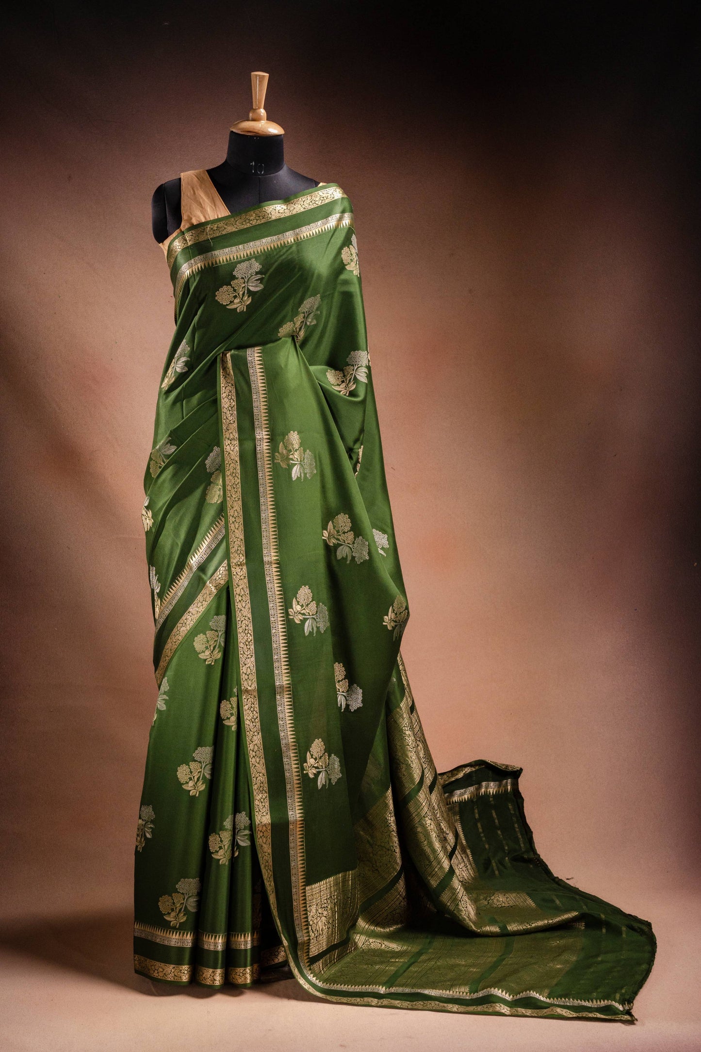 Green Crepe Silk Saree with Double Mispick Zari Roses