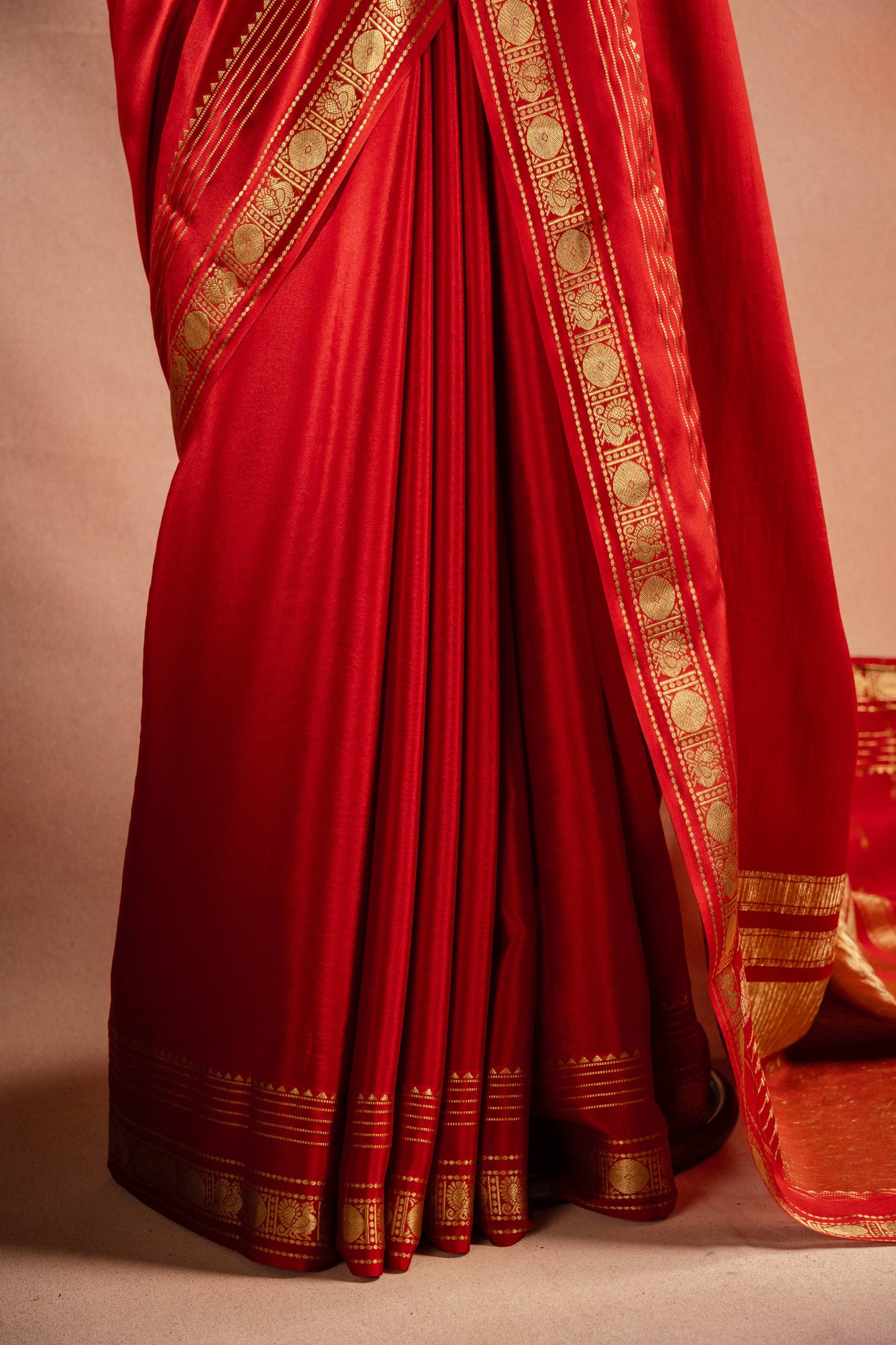Red Crepe Saree with Rich Pallu