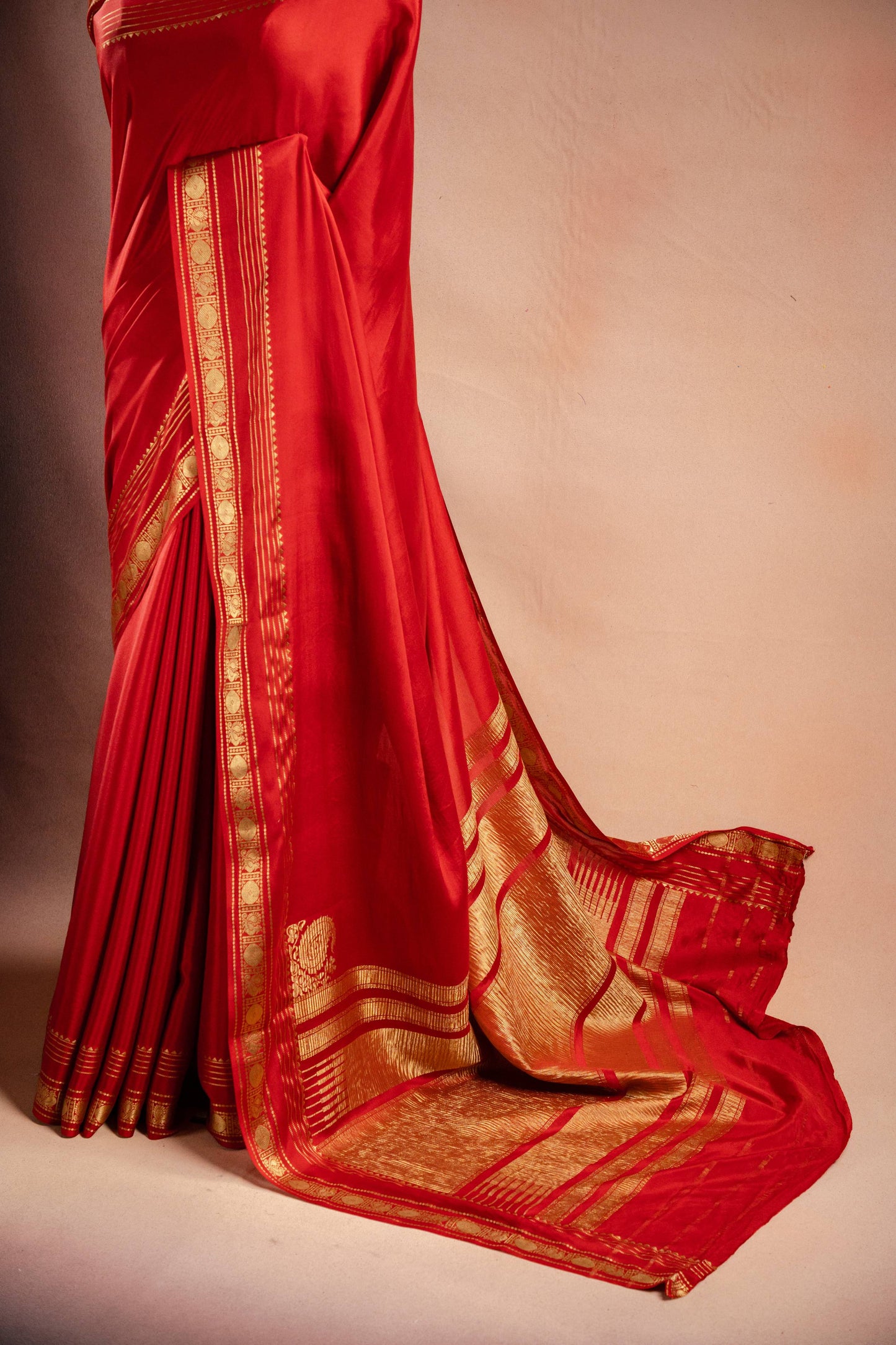 Red Crepe Saree with Rich Pallu