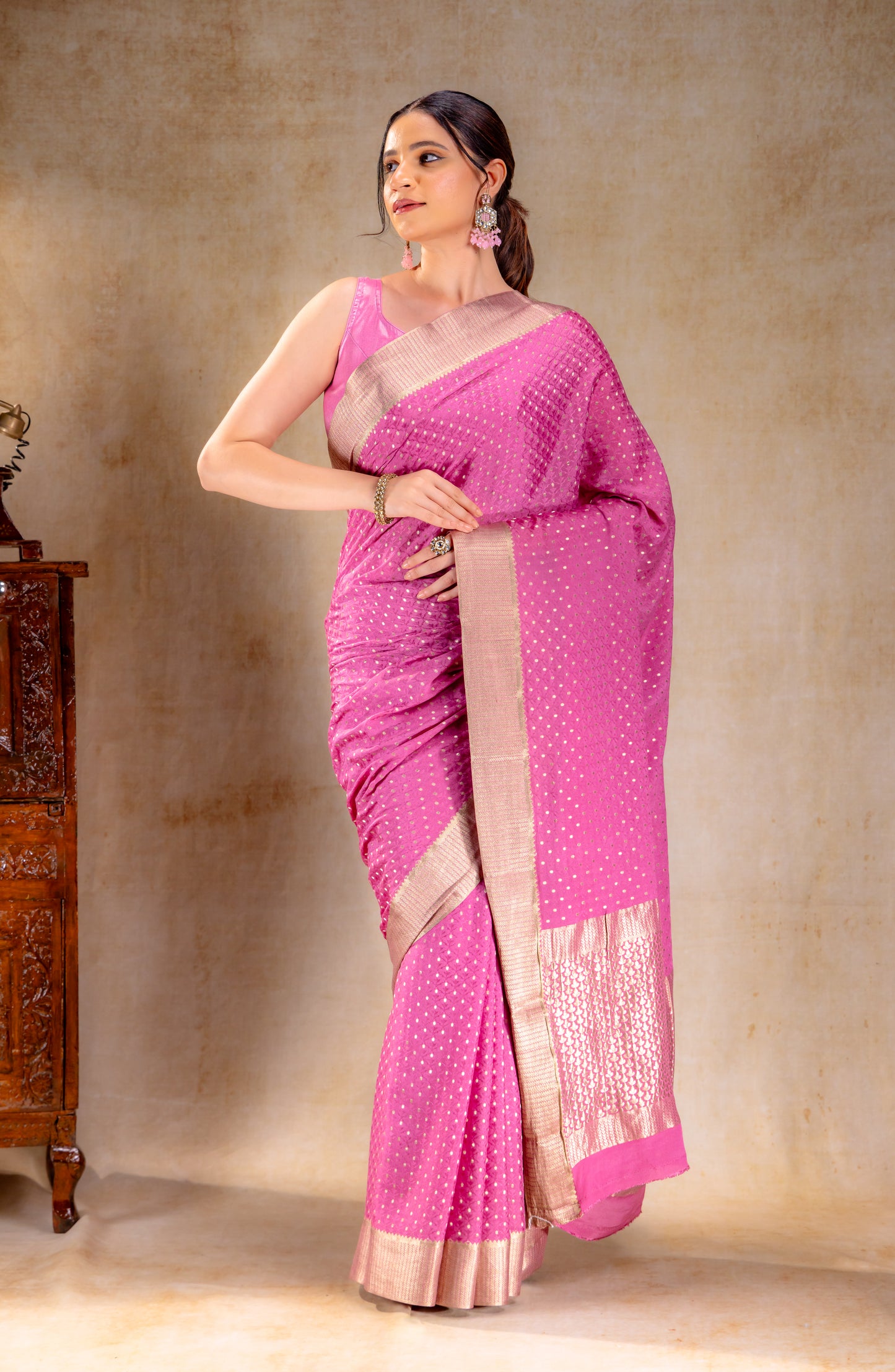 Lavender Pink  Crepe Saree with Silver Zari Buttas and Floral Jaal Weave