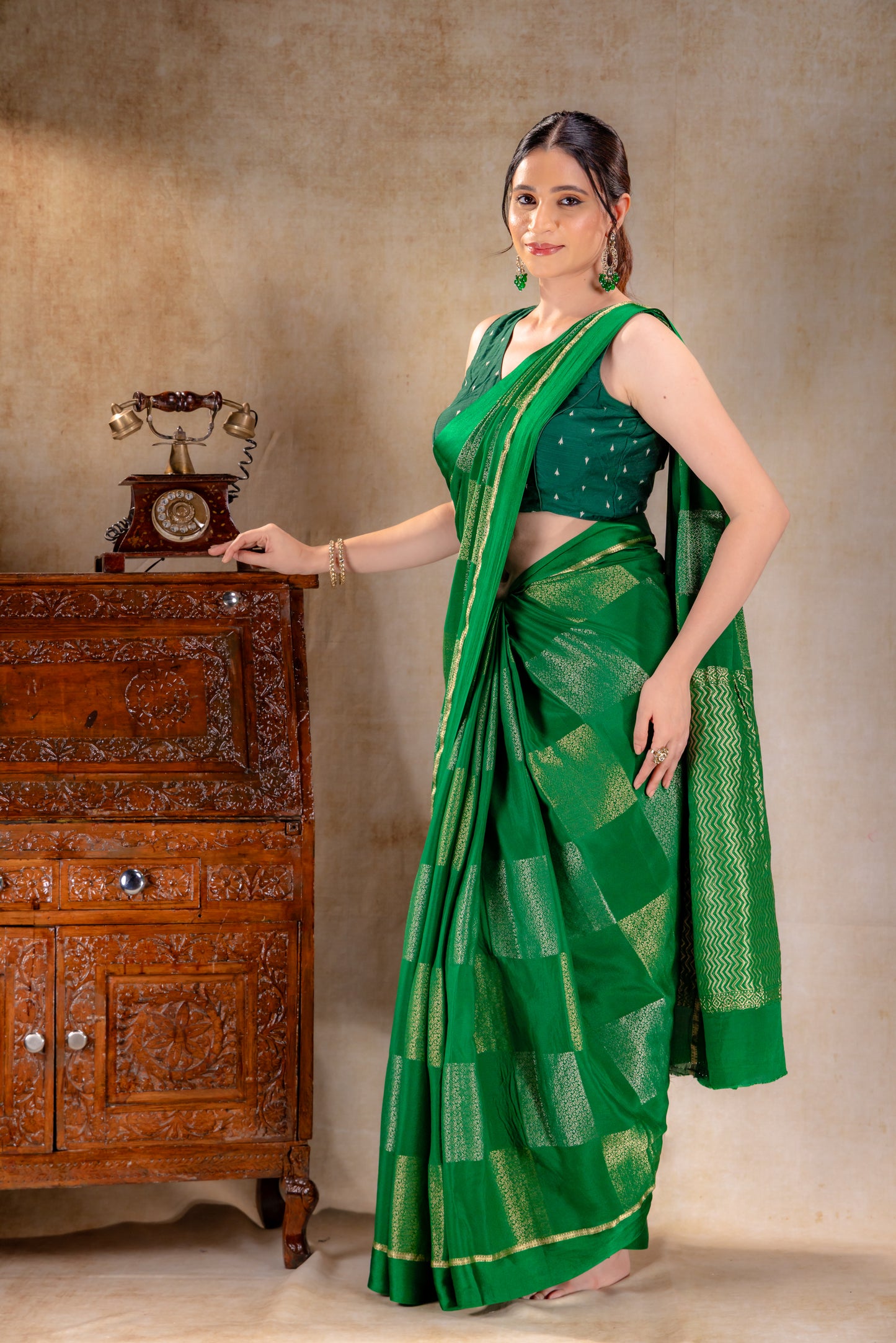 Leaf Green Crepe Silk Saree with Dual Zari Floral Boxes and Satin Border