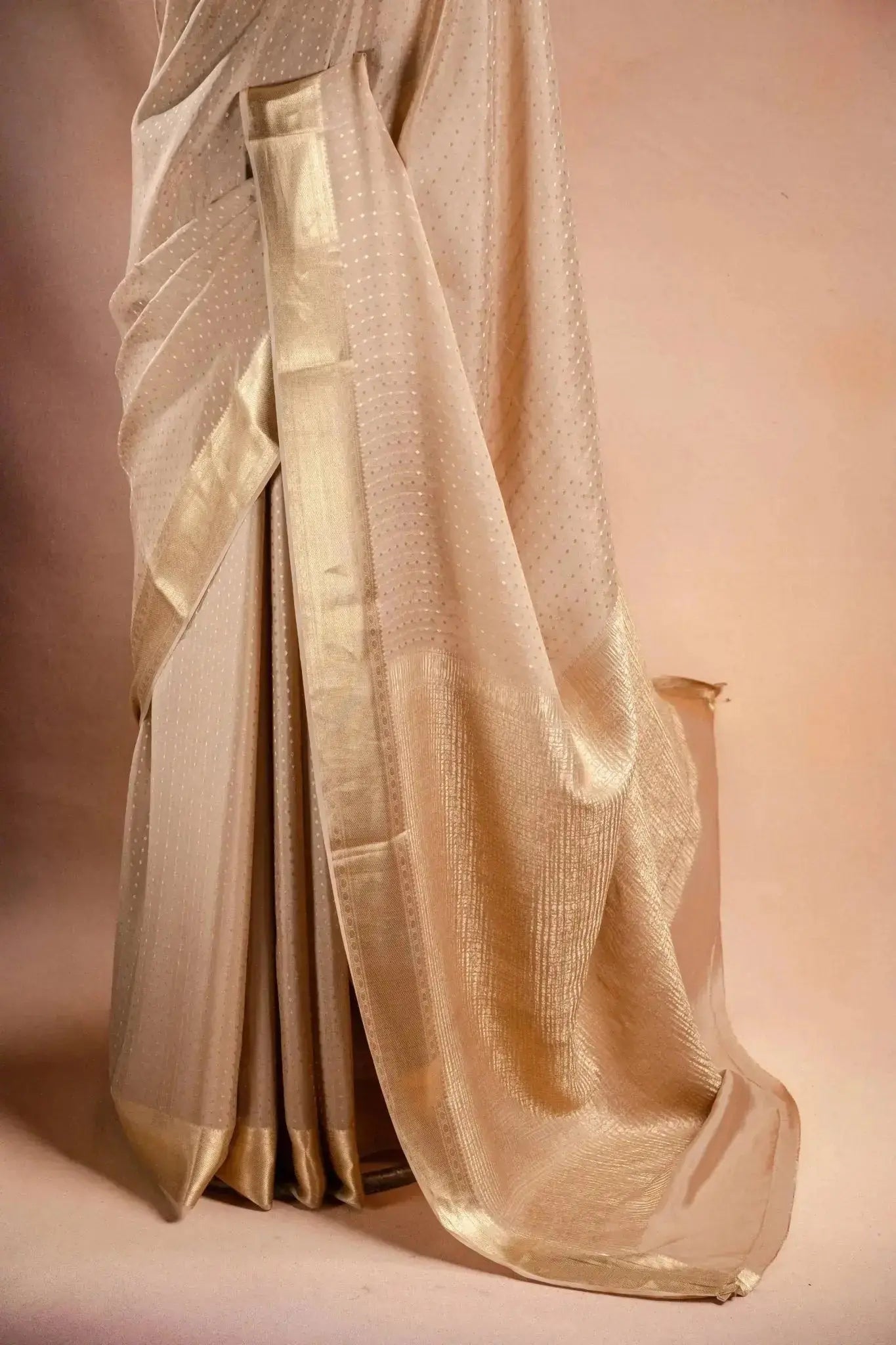 Beige Crepe Saree with Zari Border that-saree-shop.myshopify.com