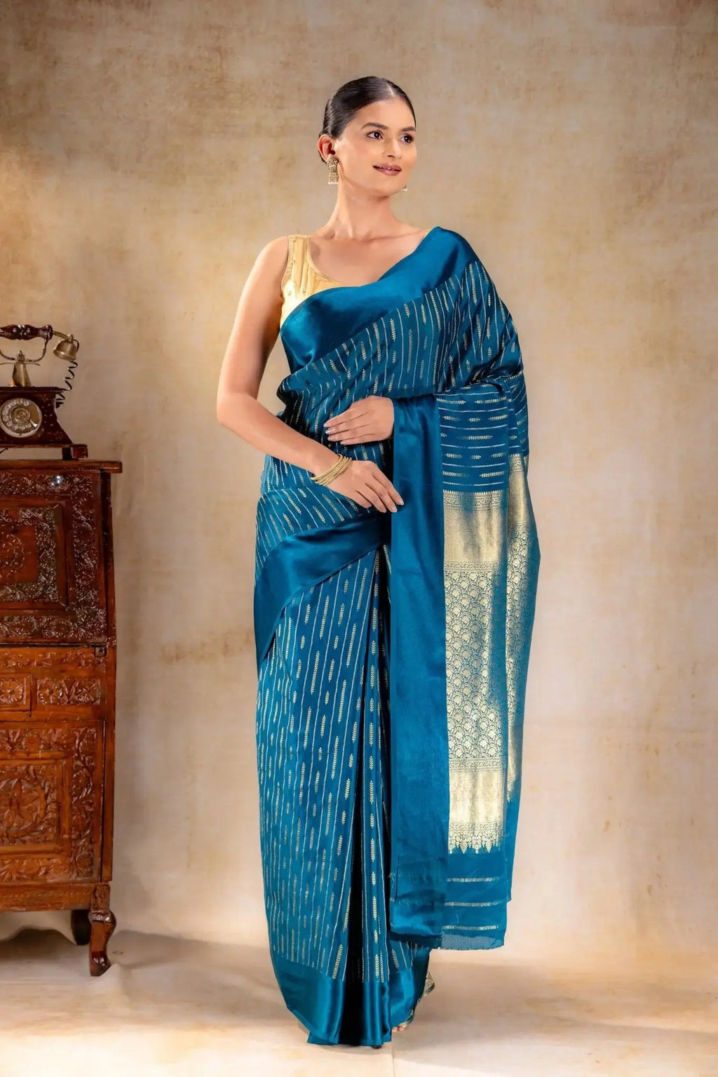 Blue Crepe Silk Saree that-saree-shop.myshopify.com
