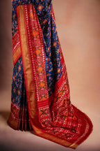 Blue Pochampally Silk Saree with Red Border that-saree-shop.myshopify.com