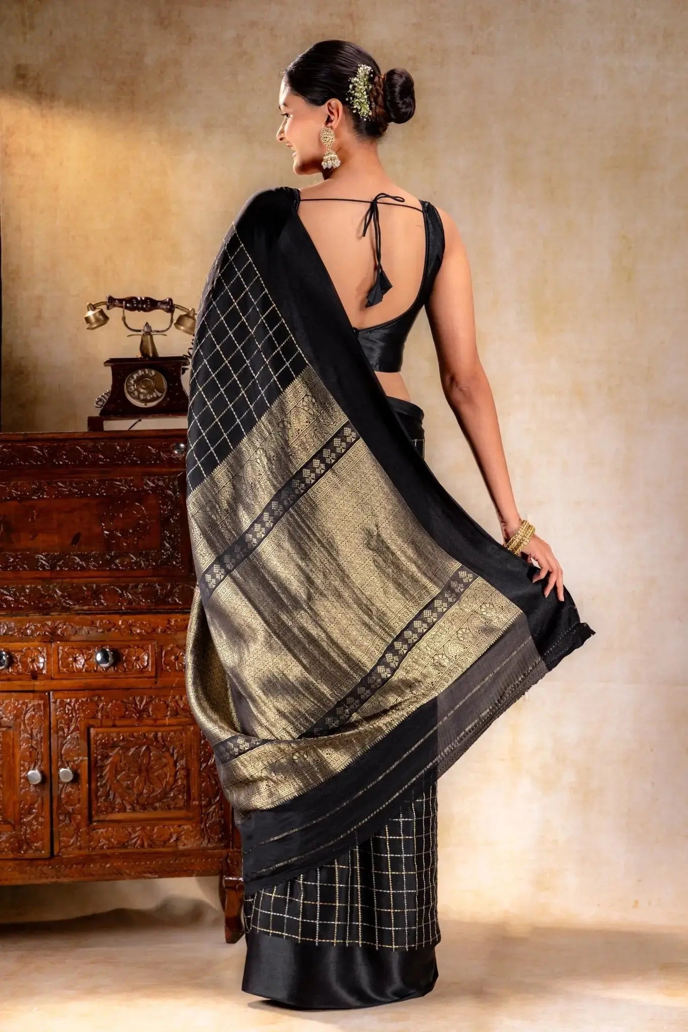 Charcoal Black Crepe Saree with Gold-Silver Check Lines with Satin Border that-saree-shop.myshopify.com