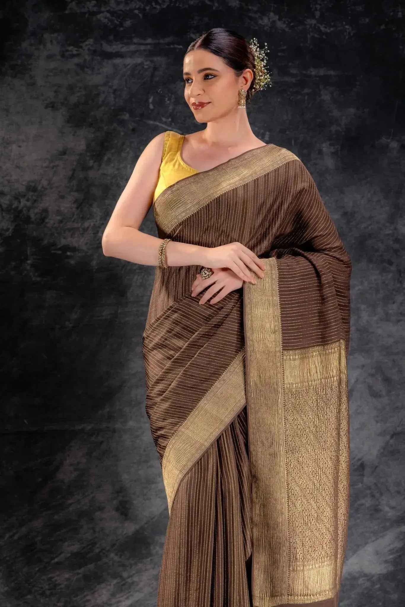 Cocoa Brown Crepe Silk Saree with Zari Stripes and Crushed Border that-saree-shop.myshopify.com