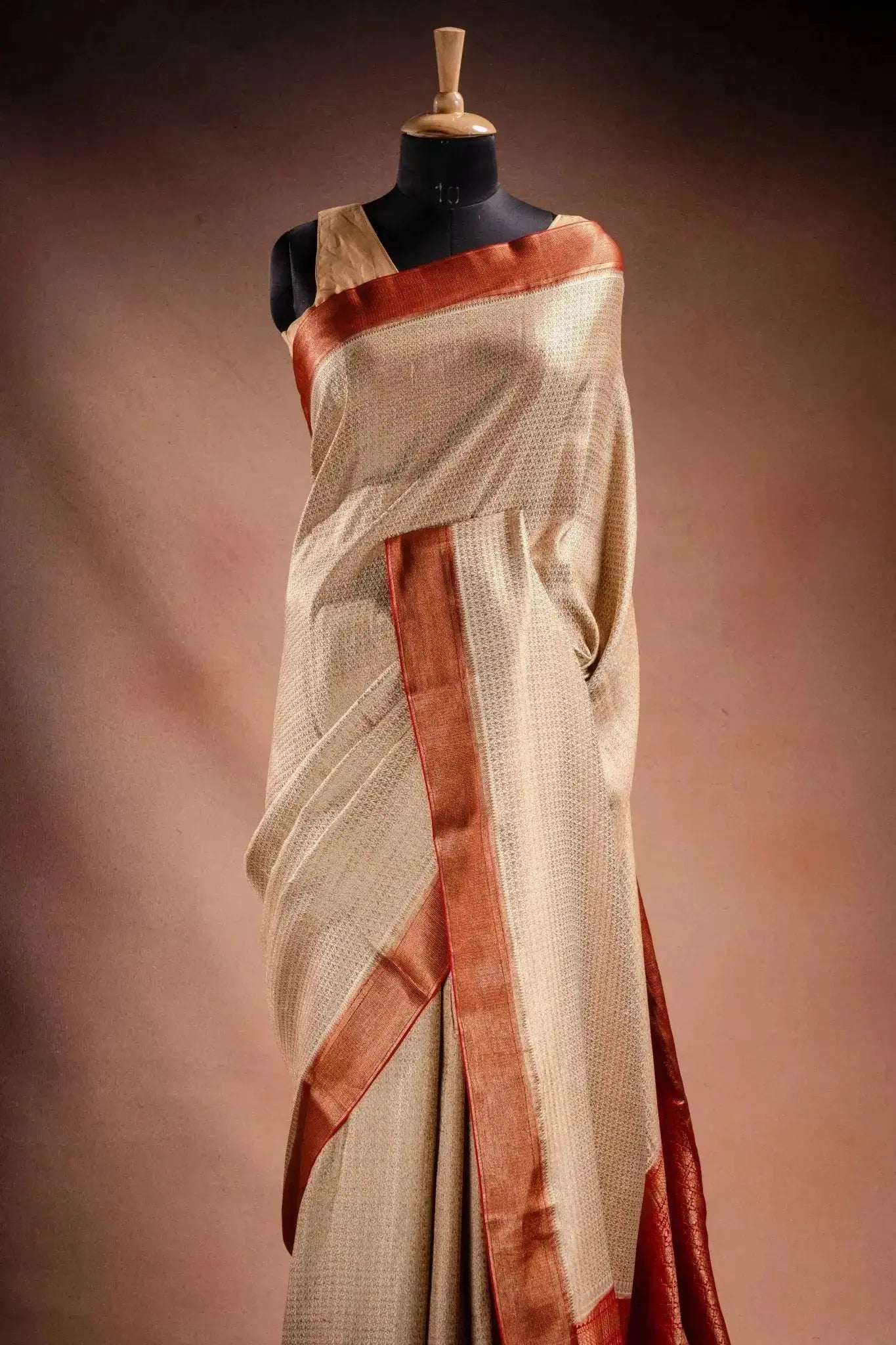 Cream Dual Tone Crepe Silk Saree that-saree-shop.myshopify.com