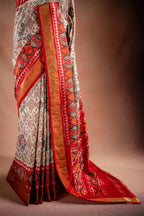 Cream Pochampally Saree with Red Border that-saree-shop.myshopify.com