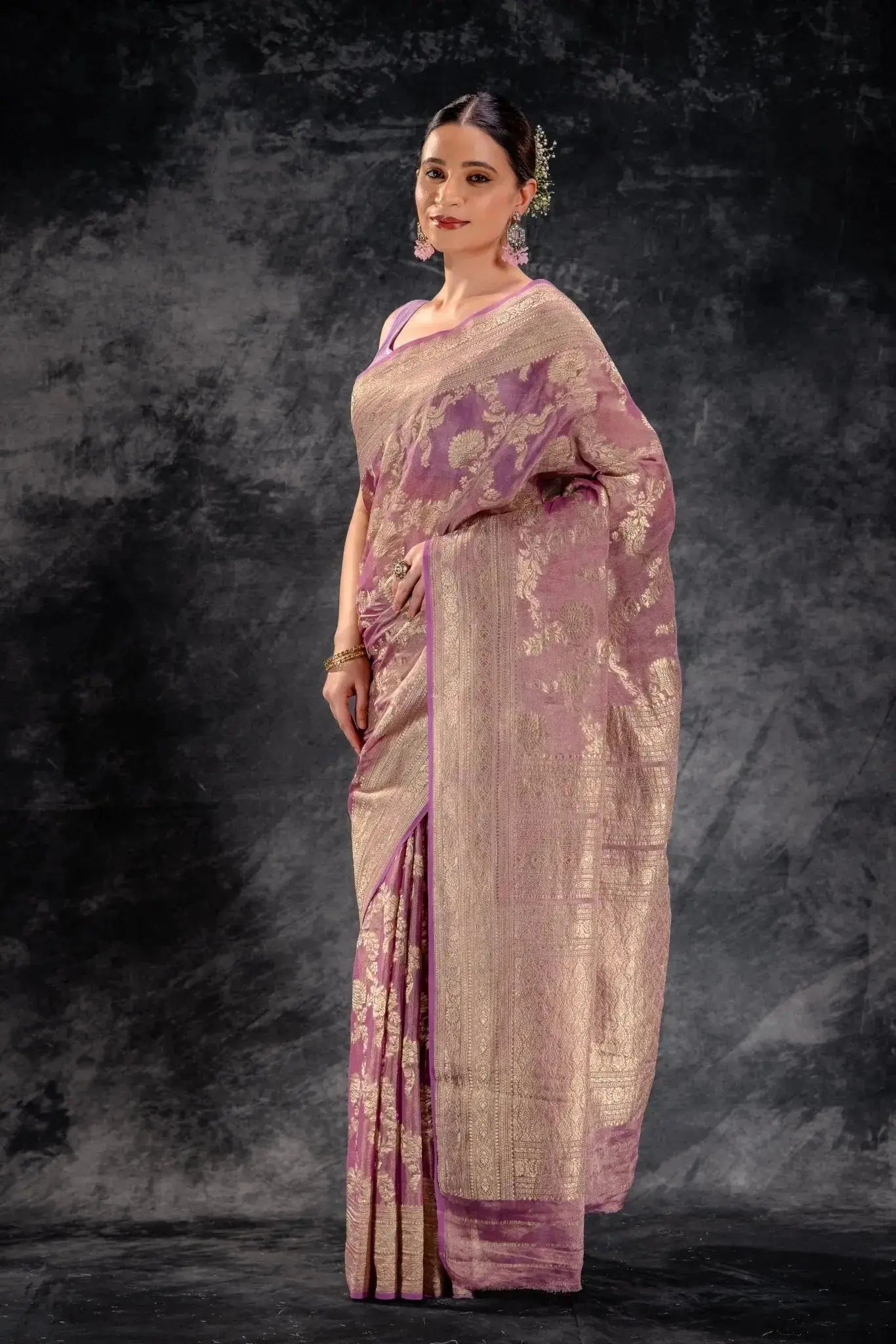 Dusty Mauve Tissue Saree with Zari Jaal Work and Contrast Border that-saree-shop.myshopify.com