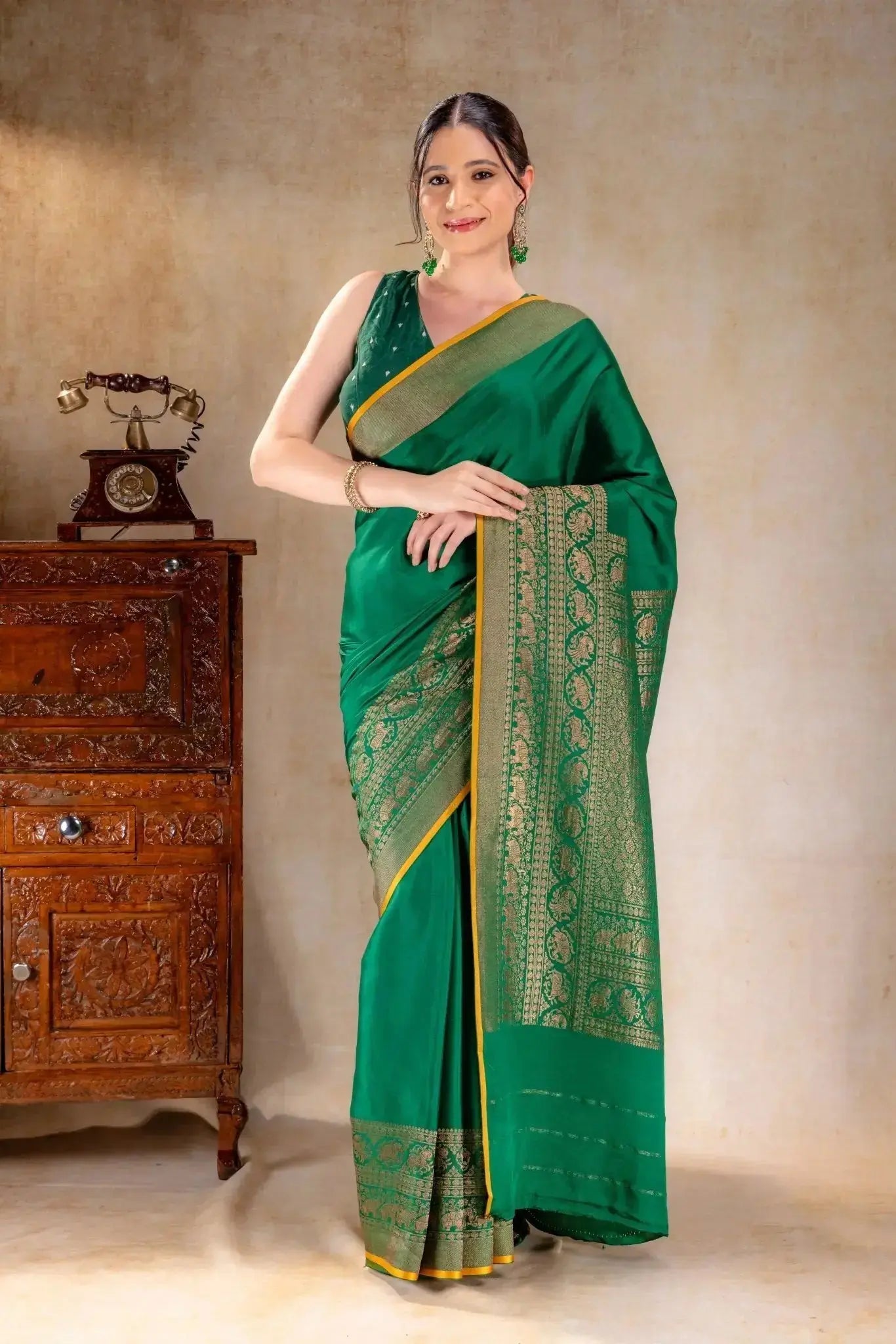 Emerald Green Crepe Silk Saree with Antique Elephant Zari Border that-saree-shop.myshopify.com