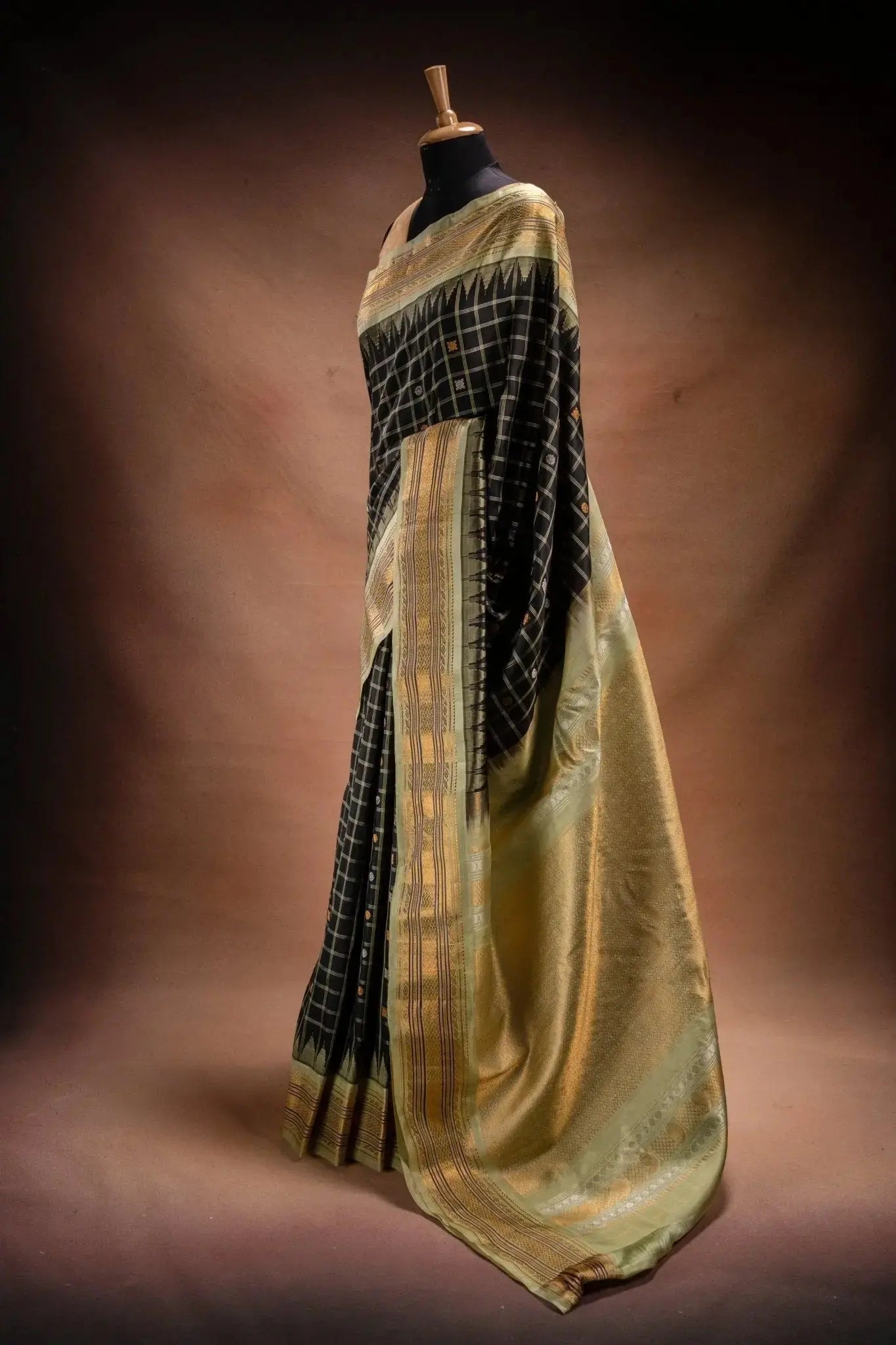 Gadwal Silk Black Checked with Olive Border Saree that-saree-shop.myshopify.com