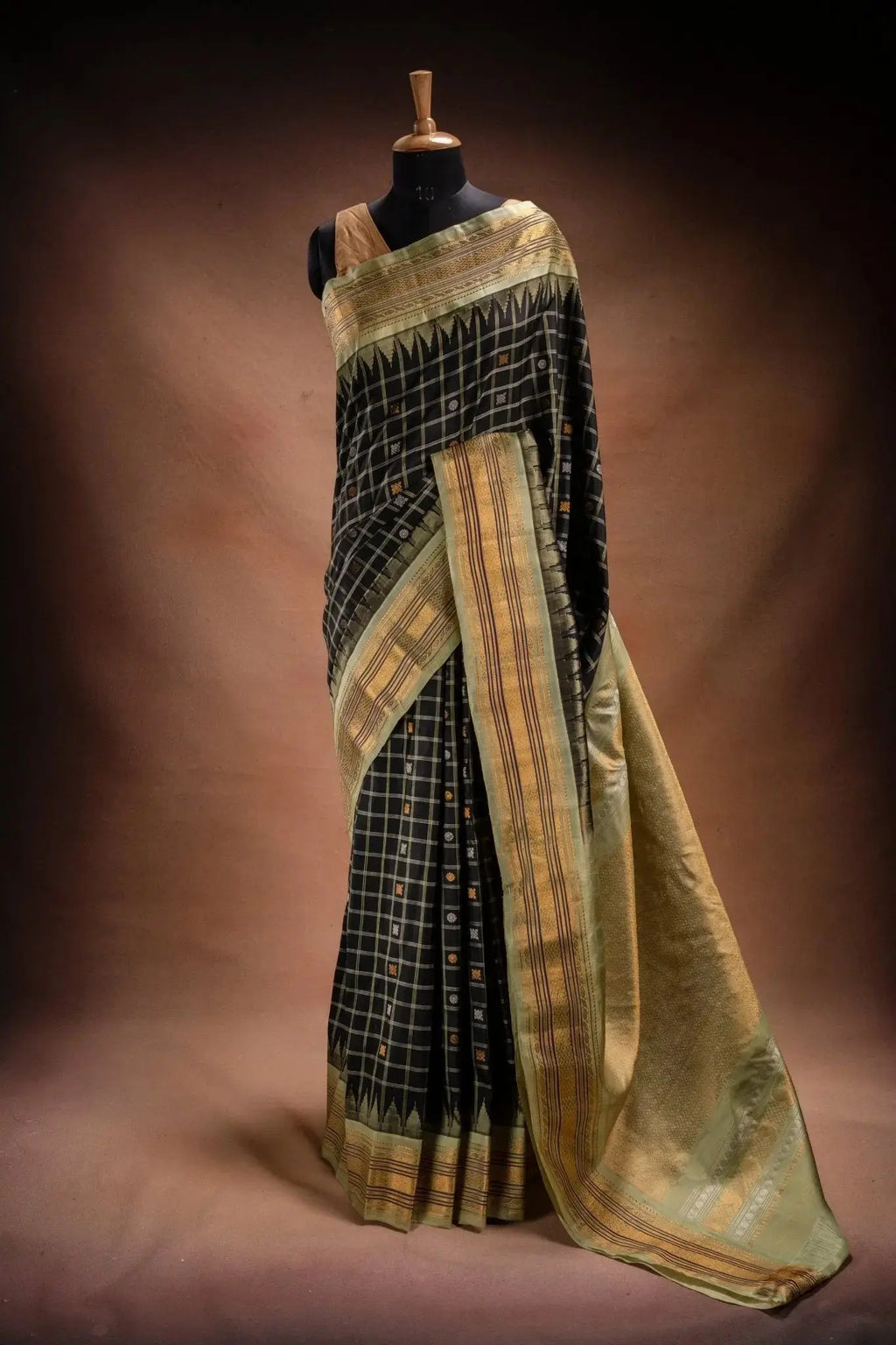 Gadwal Silk Black Checked with Olive Border Saree that-saree-shop.myshopify.com