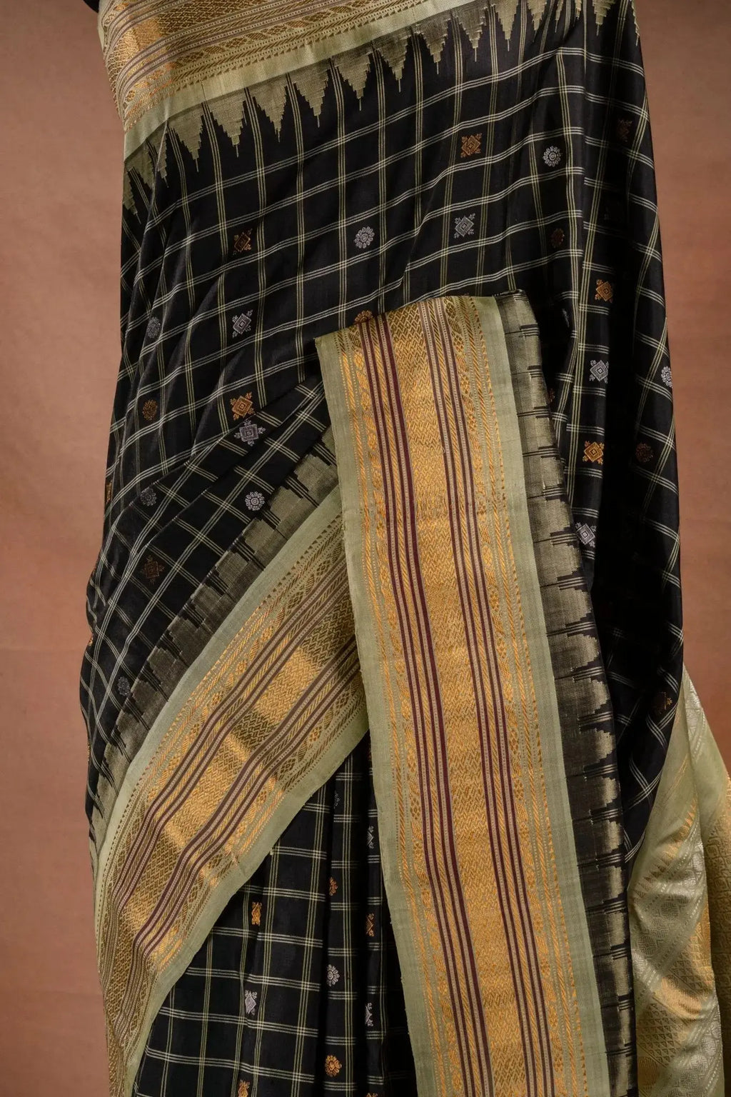 Gadwal Silk Black Checked with Olive Border Saree that-saree-shop.myshopify.com