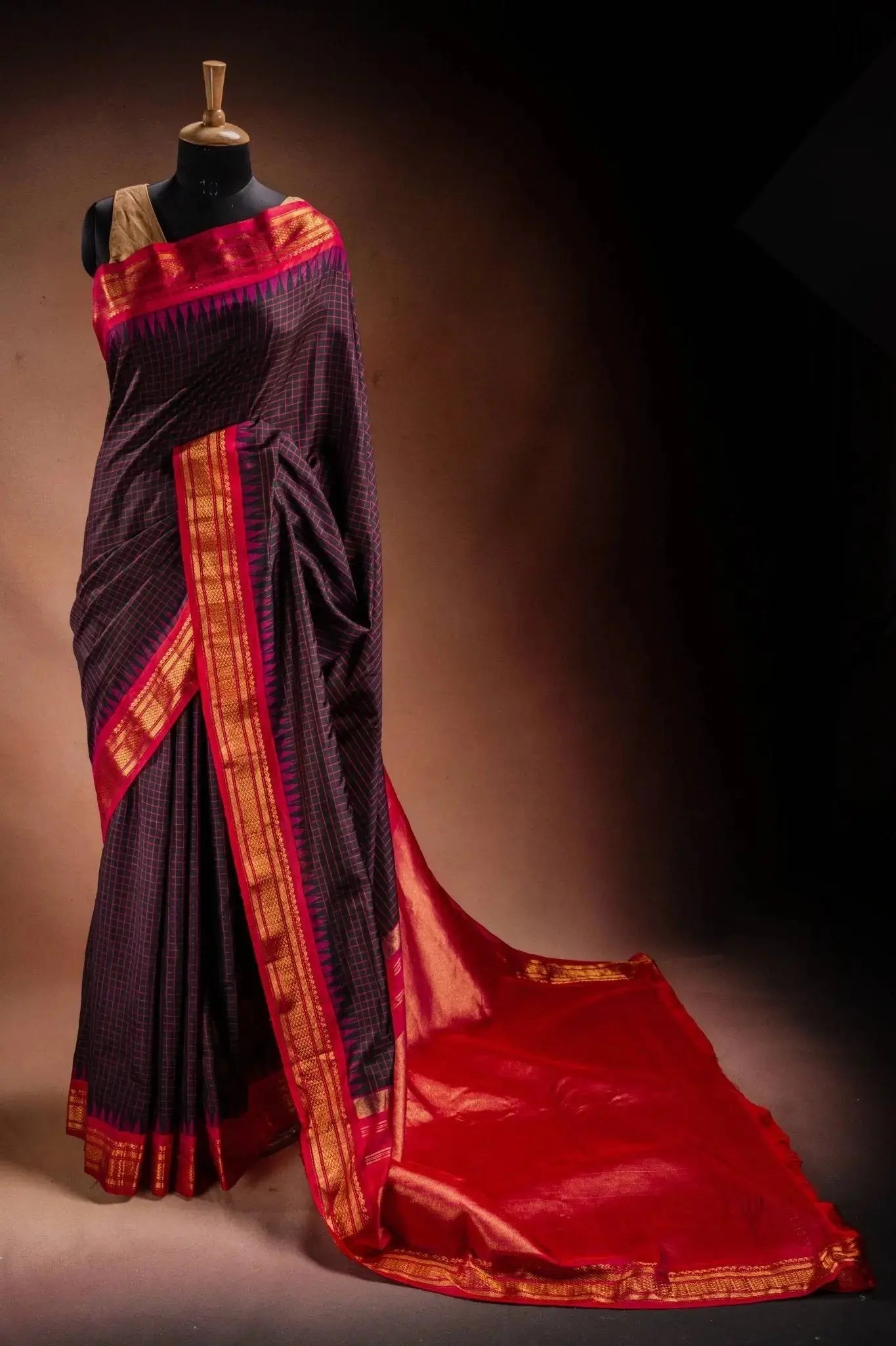 Gadwal Silk Black with Red Checked Saree that-saree-shop.myshopify.com