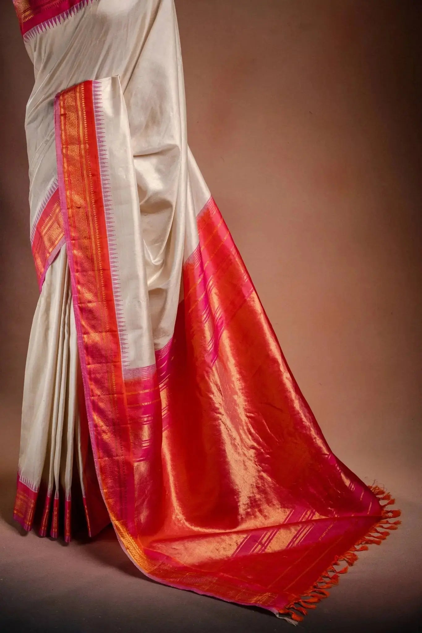 Gadwal Silk White with Orange and Pink Border Saree that-saree-shop.myshopify.com