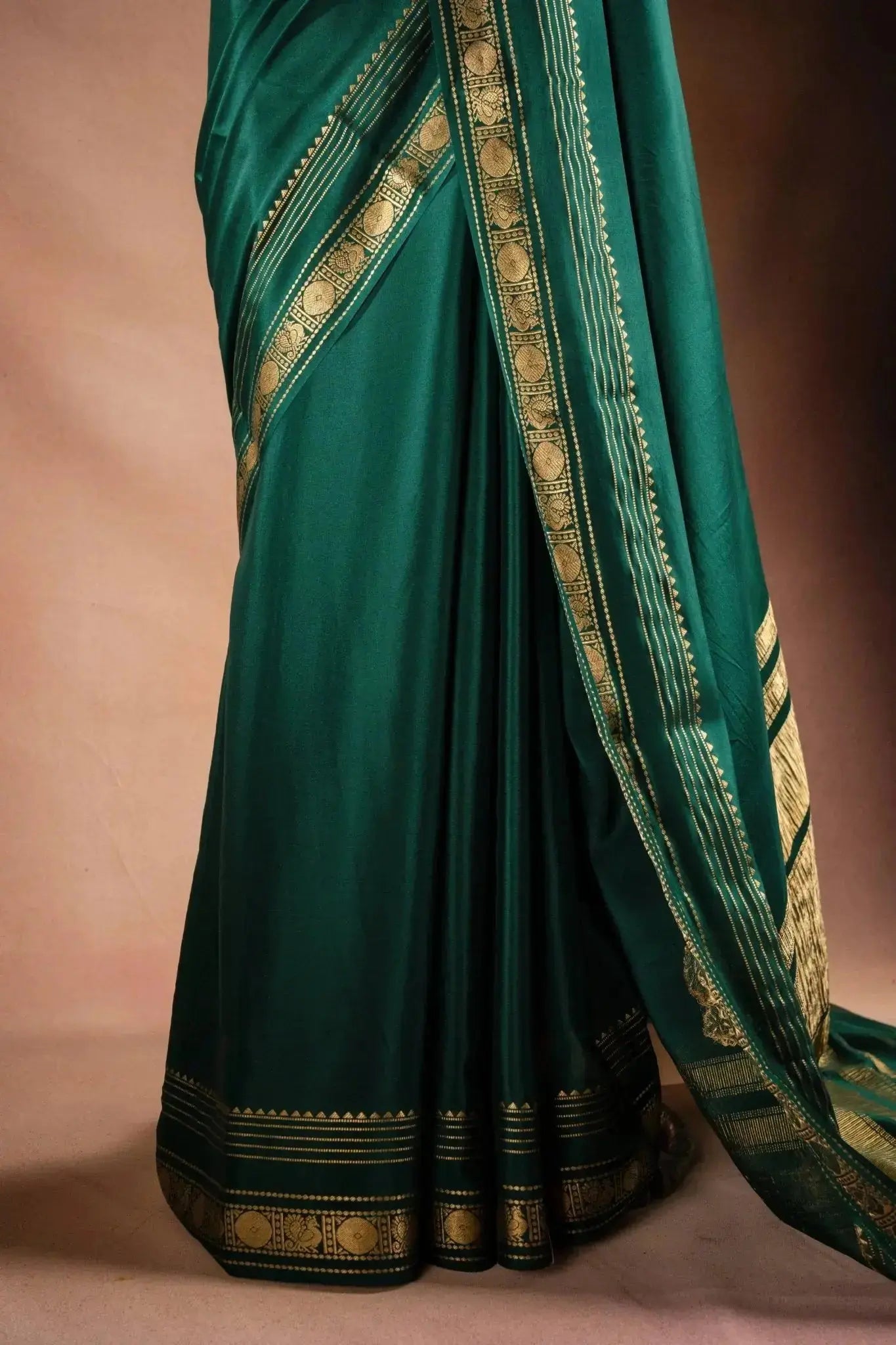 Green Crepe Silk Saree with Rich Pallu that-saree-shop.myshopify.com