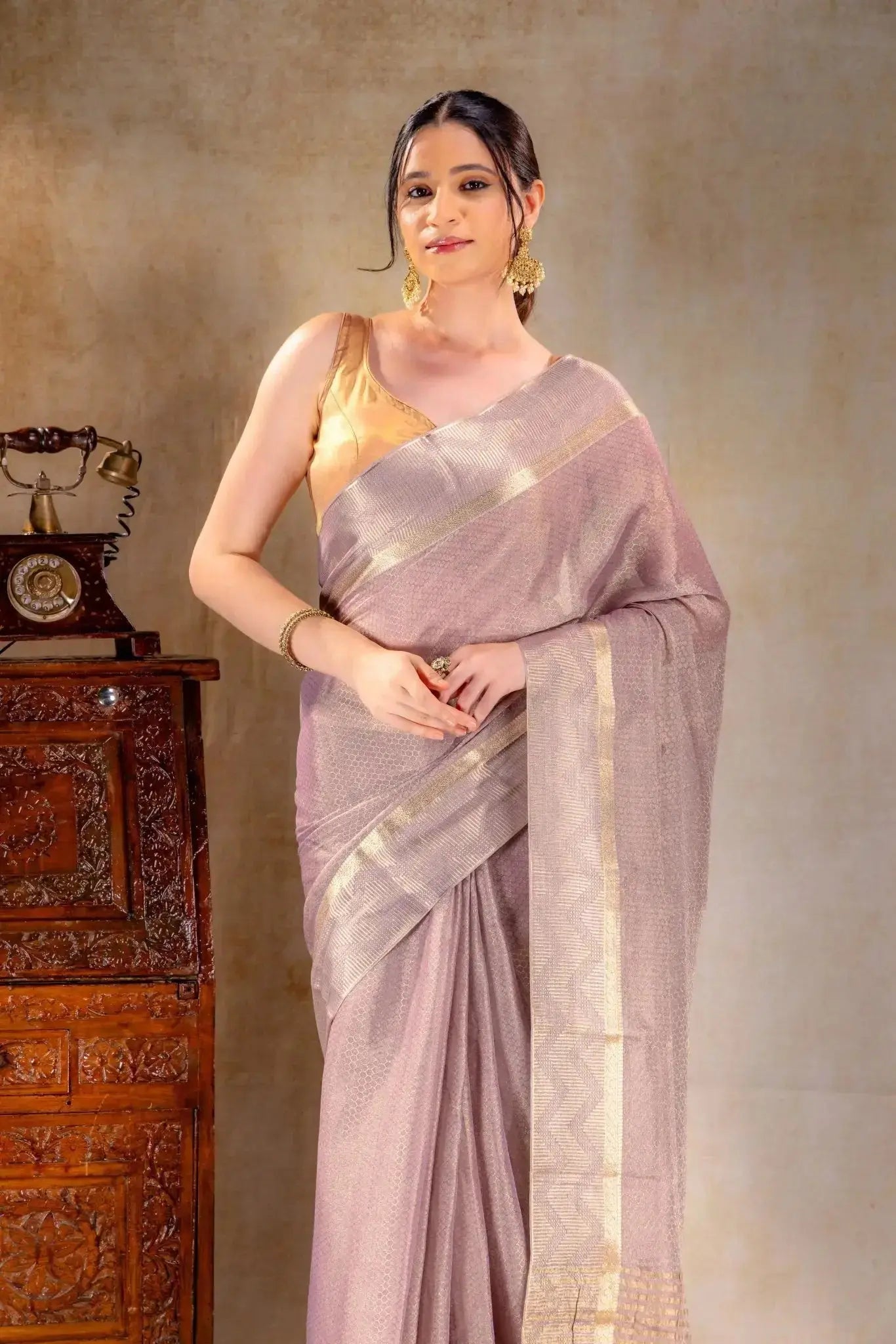 Lavender Tissue Silk Saree that-saree-shop.myshopify.com