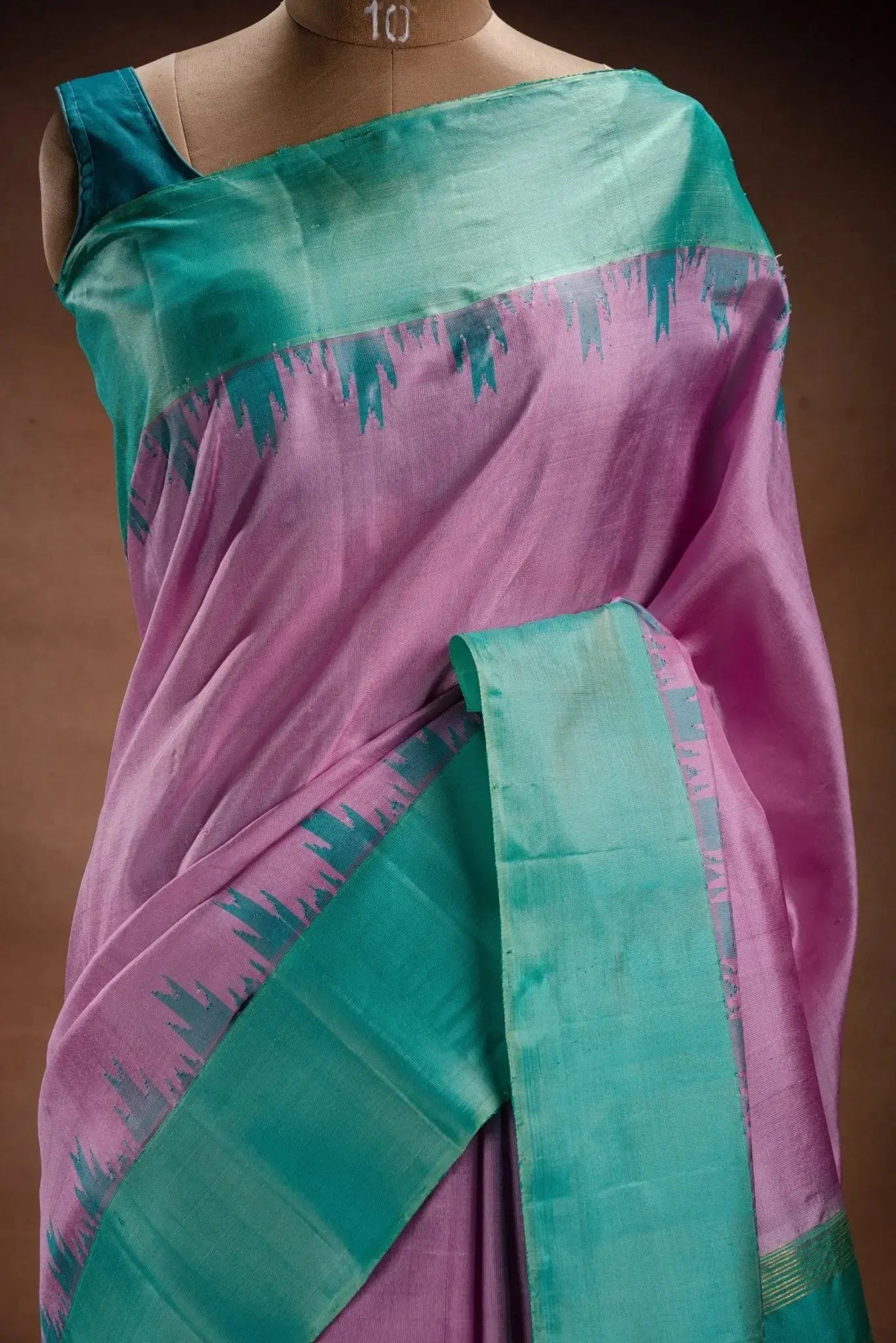 Light onion and Teal Gadwal Silk Saree with Contrast Border that-saree-shop.myshopify.com