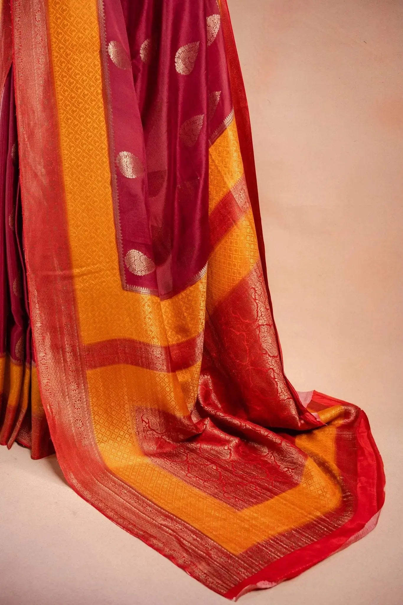 Maroon and Mustard Crepe Silk Saree with Contrast Border that-saree-shop.myshopify.com