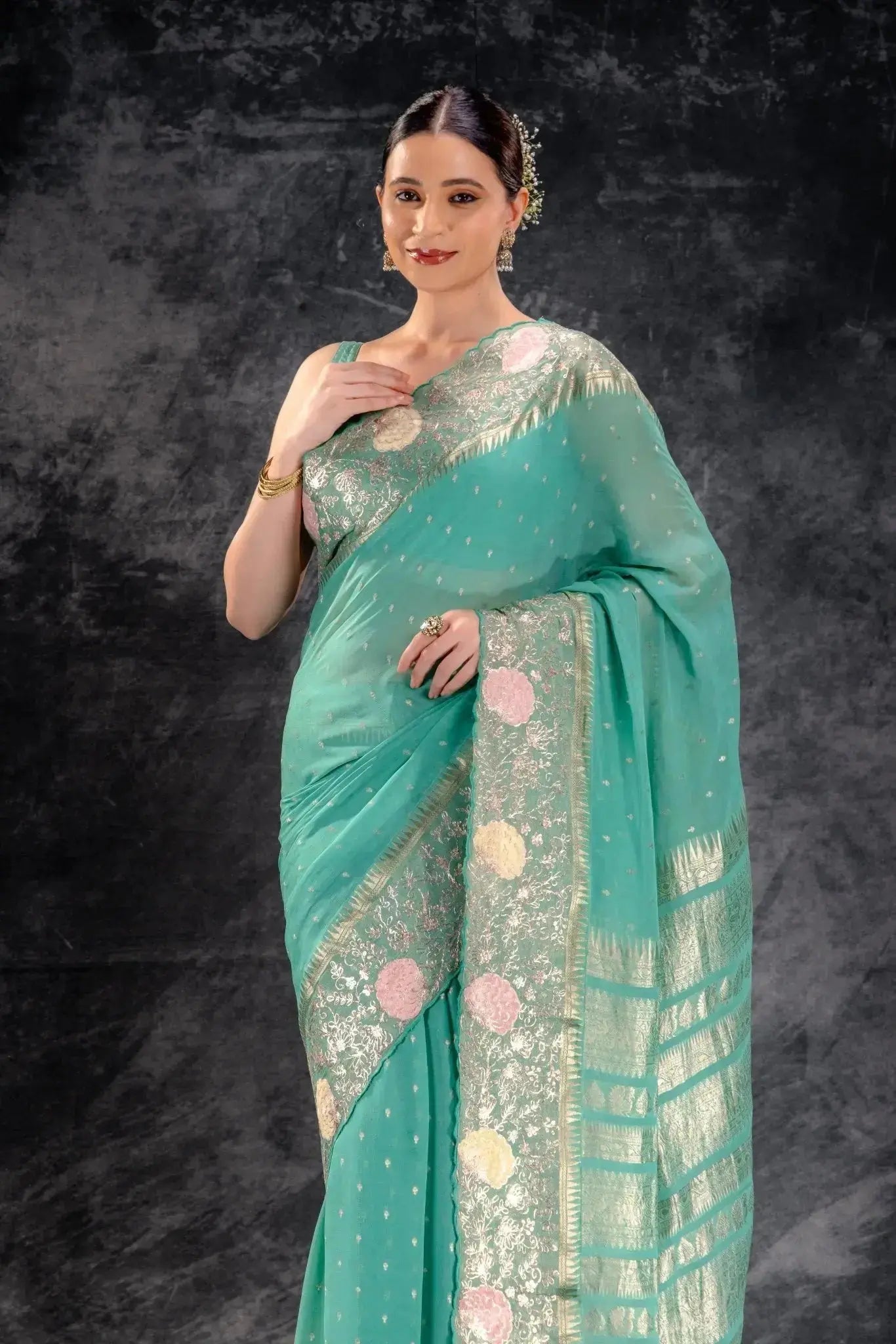 Meadow Green Georgette Saree with Zari Buttas and Embroidered Border that-saree-shop.myshopify.com