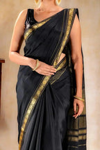 Midnight Black Crepe Saree with Gold Zari Border & Rich Pallu that-saree-shop.myshopify.com