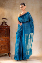 Peacock Teal Crepe Saree with Gold-Silver Check Lines with Satin Border that-saree-shop.myshopify.com
