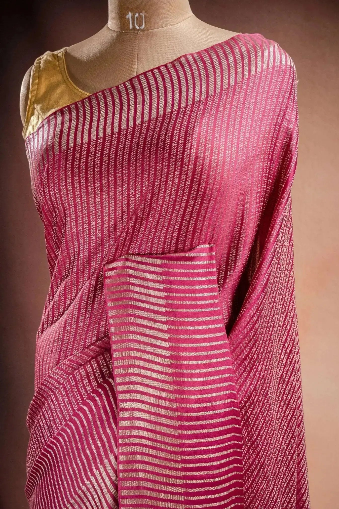 Pink Crepe Silk Saree with Zari Stripes that-saree-shop.myshopify.com