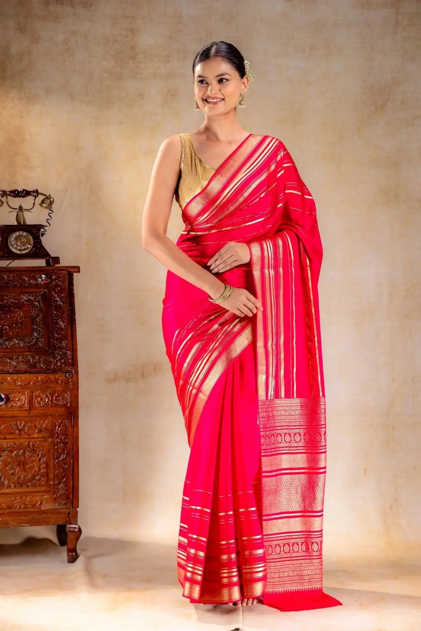 Pink Mysore Crepe Silk Saree that-saree-shop.myshopify.com