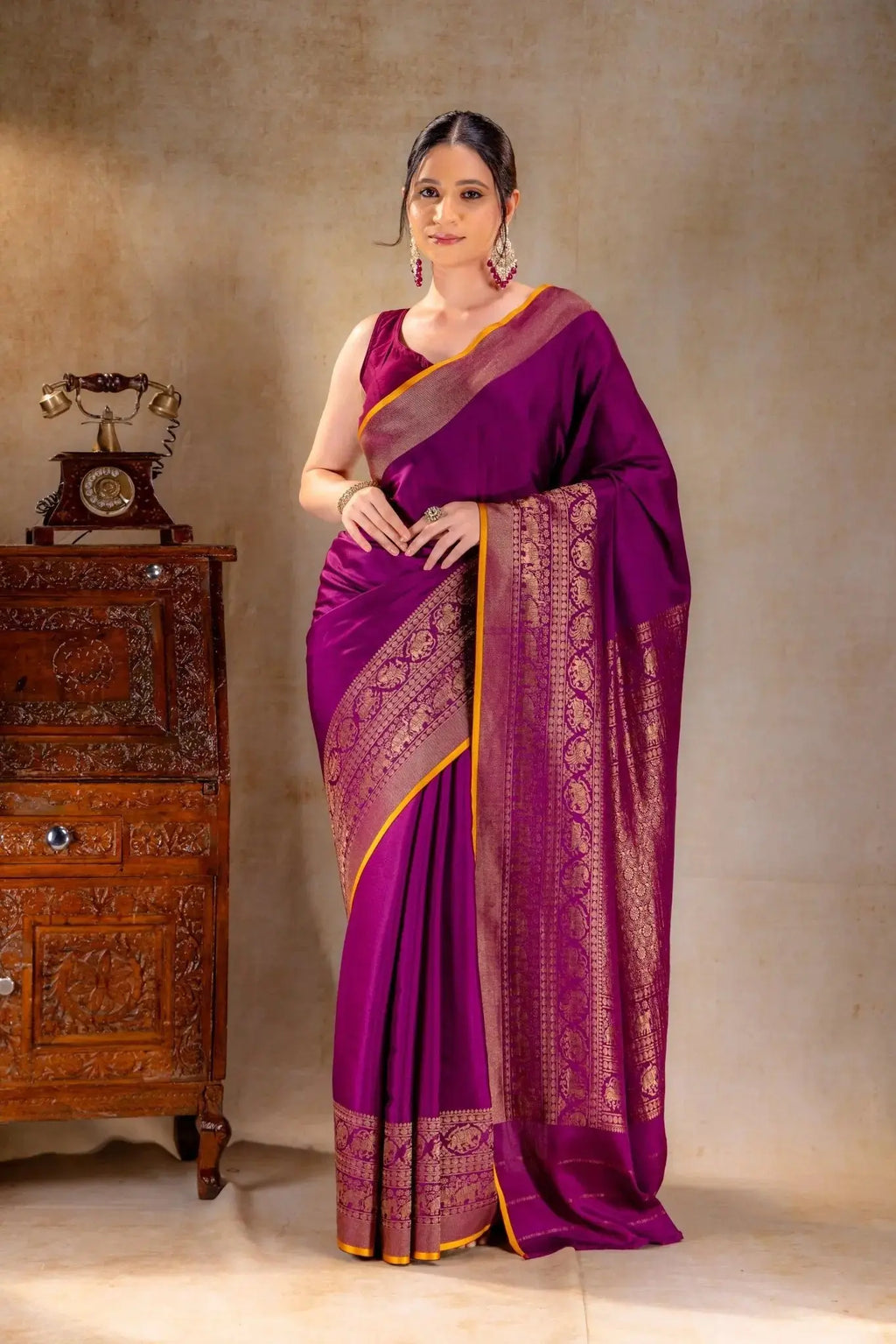 Plum Purple Crepe Silk Saree with Antique Zari Elephant Border that-saree-shop.myshopify.com