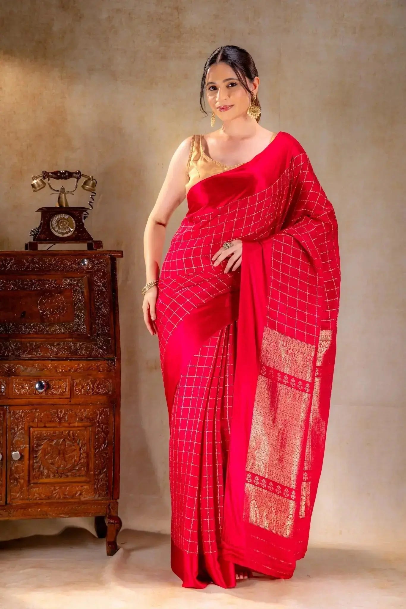 Rani Pink Crepe Saree with Gold-Silver Check Lines with Satin Border that-saree-shop.myshopify.com