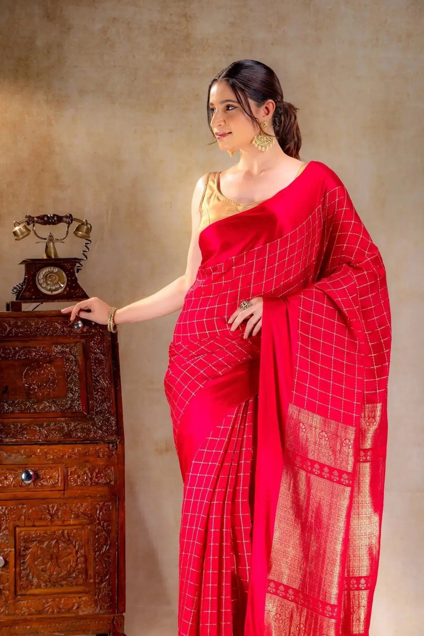 Rani Pink Crepe Saree with Gold-Silver Check Lines with Satin Border that-saree-shop.myshopify.com