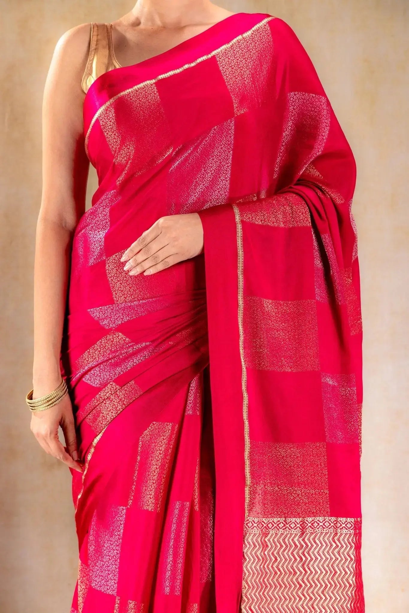 Rani Pink Crepe Silk Saree with Dual Zari Floral Box Motifs and Satin Border that-saree-shop.myshopify.com