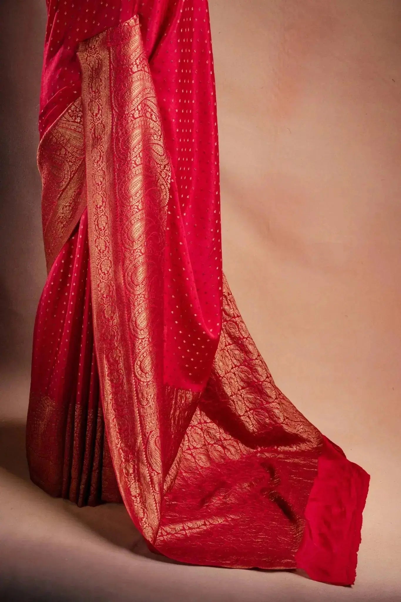 Rani Pink Crepe Silk Saree with Paisley Zari Border that-saree-shop.myshopify.com