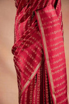 Red Banarasi Silk Saree with Floral Zari Weaving that-saree-shop.myshopify.com
