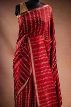 Red Crepe Silk Saree with Floral Zari Stripes that-saree-shop.myshopify.com