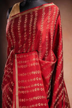 Red Crepe Silk Saree with Floral Zari Stripes that-saree-shop.myshopify.com