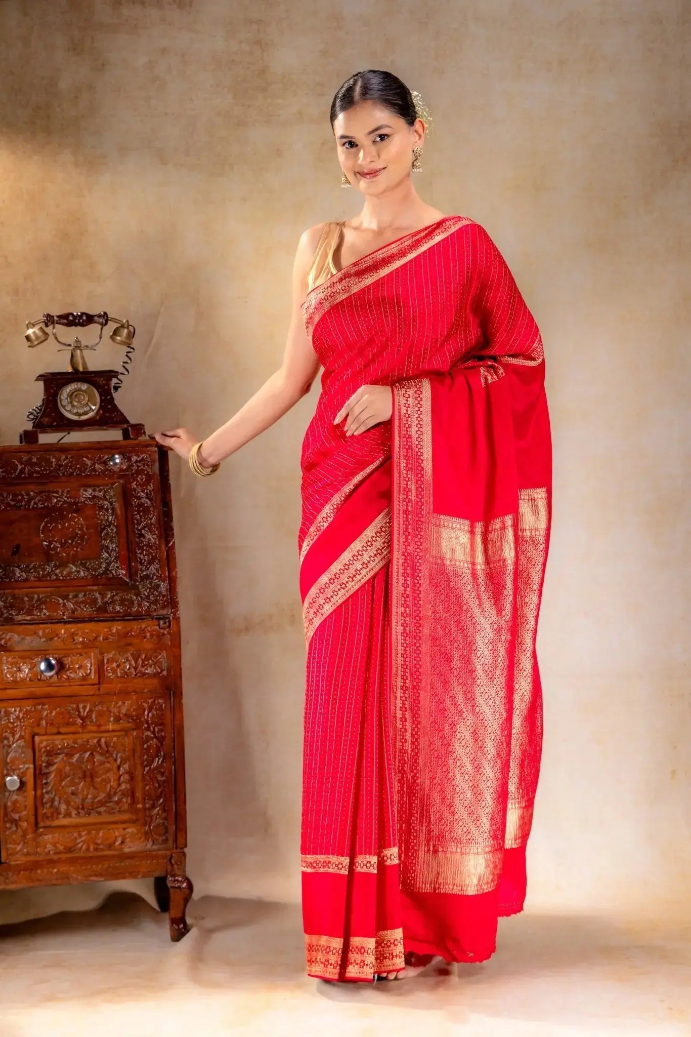 Red Pink Crepe Saree with Gold Zari Square Border & Dot-Line Motifs that-saree-shop.myshopify.com