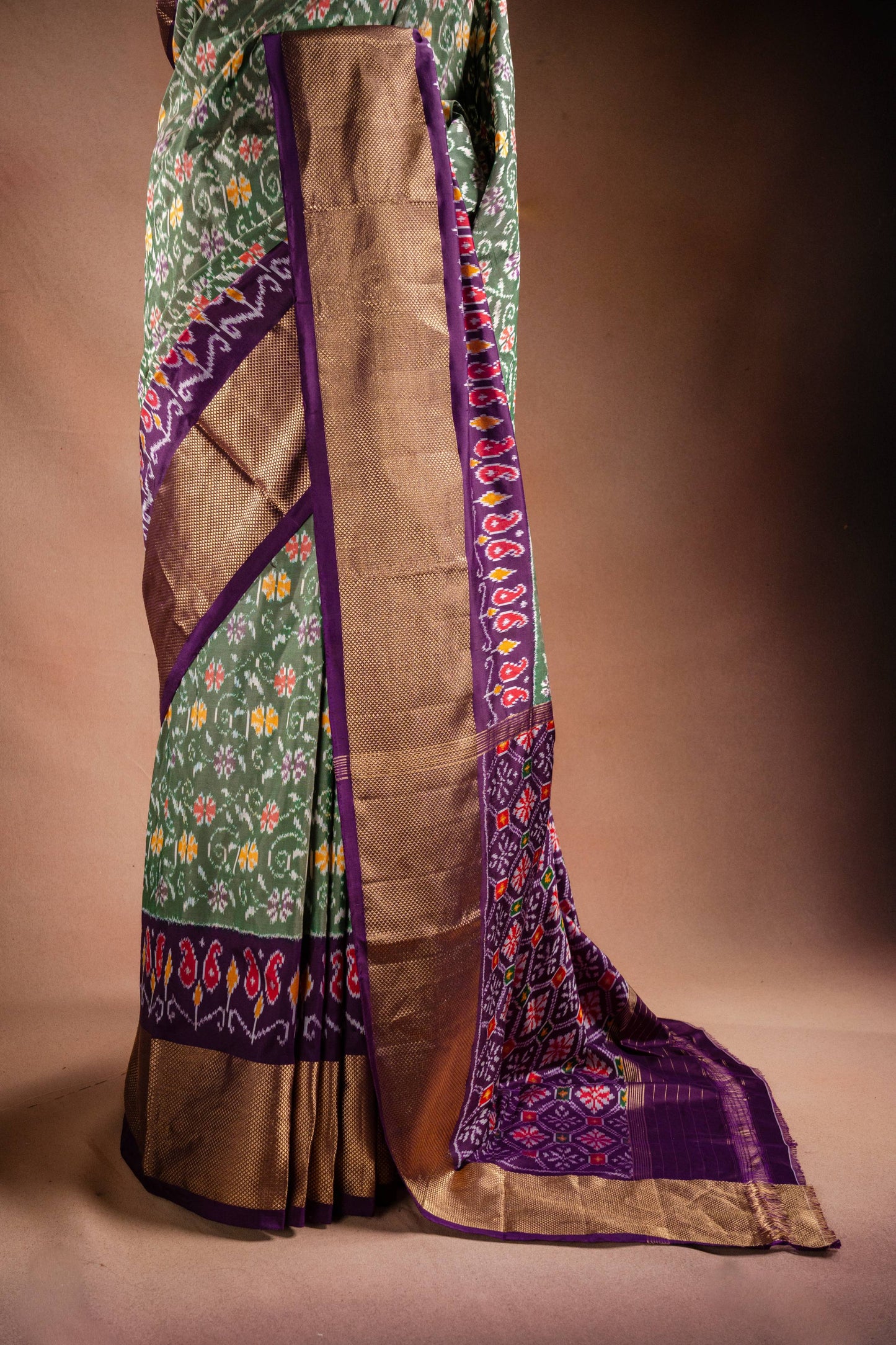 Green Pochampally Saree with Purple Border
