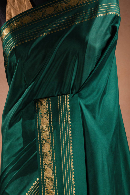 Green Crepe Silk Saree with Rich Pallu