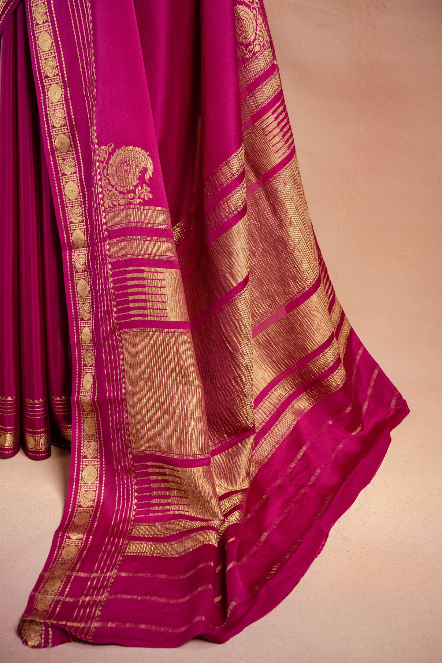 Magenta Crepe Silk Saree with Rich Pallu