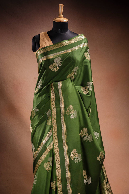 Green Crepe Silk Saree with Double Mispick Zari Roses