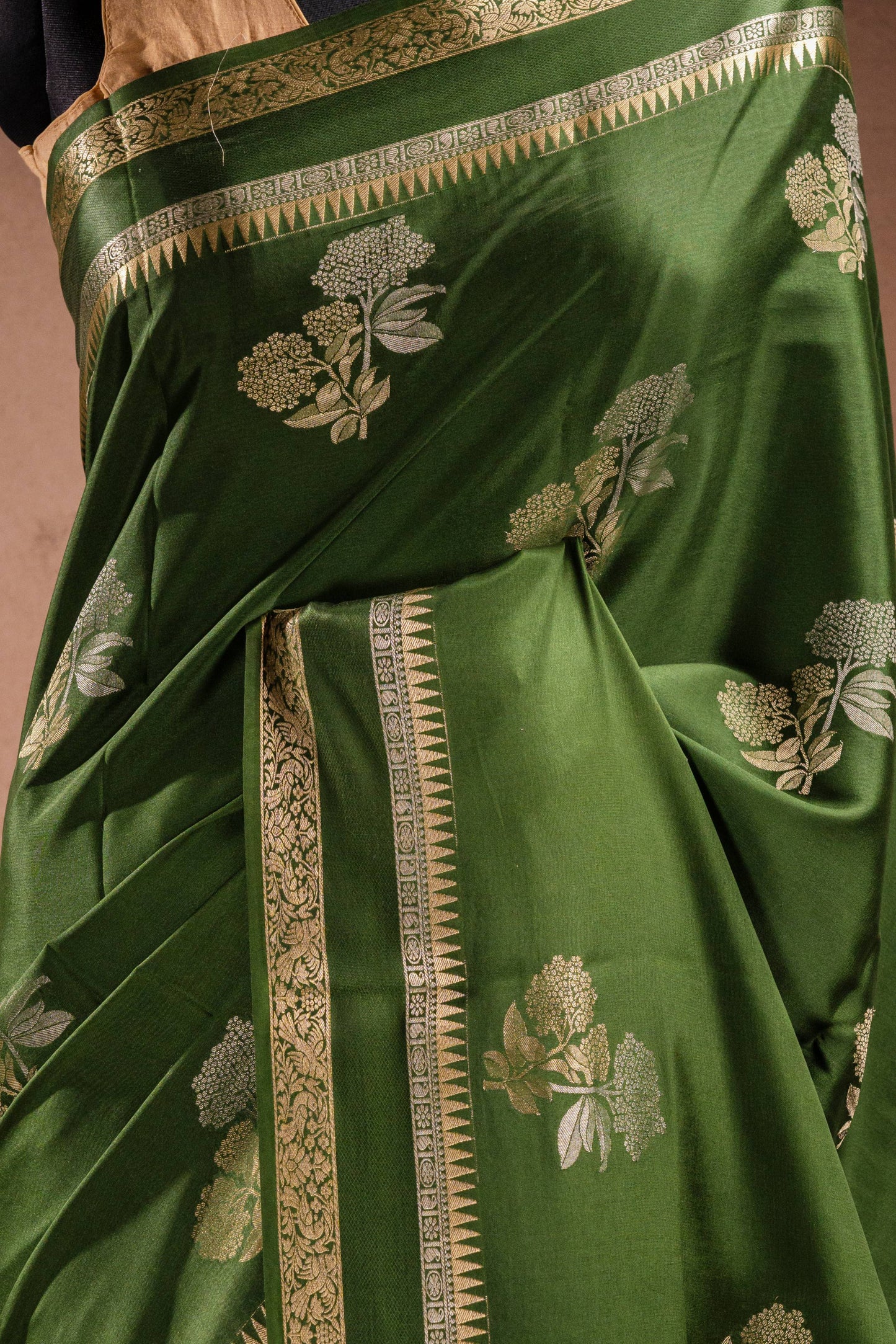 Green Crepe Silk Saree with Double Mispick Zari Roses