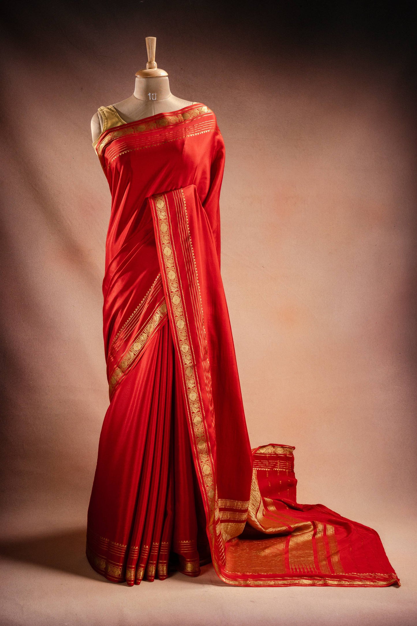 Red Crepe Saree with Rich Pallu