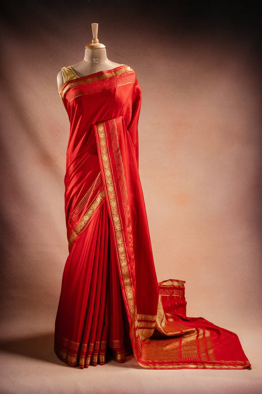 Red Crepe Saree with Rich Pallu
