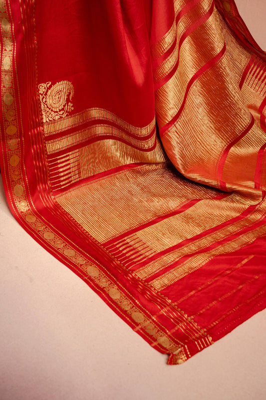Red Crepe Saree with Rich Pallu