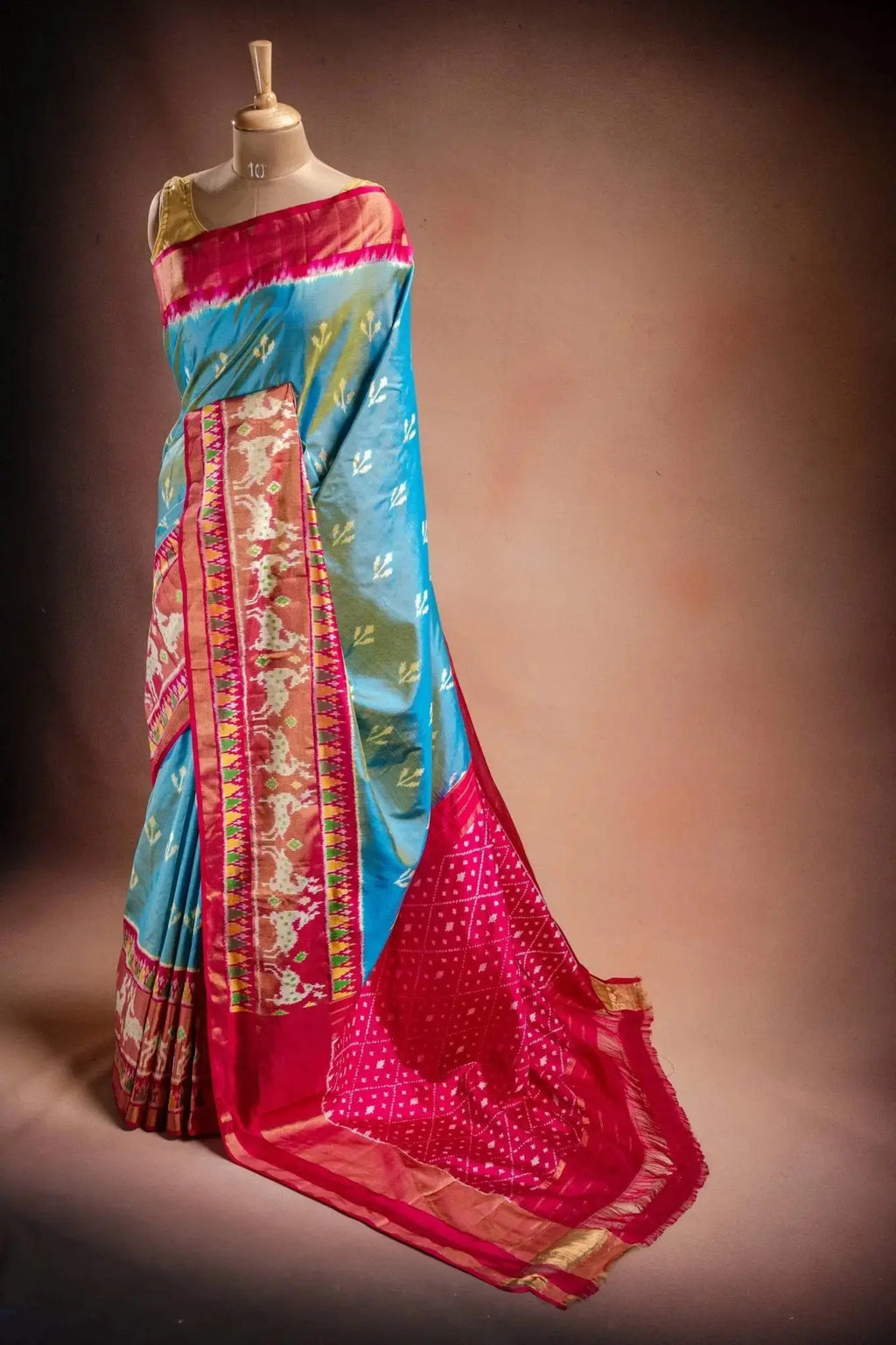 Sky Blue Pochampally Silk Saree with Pink Border that-saree-shop.myshopify.com