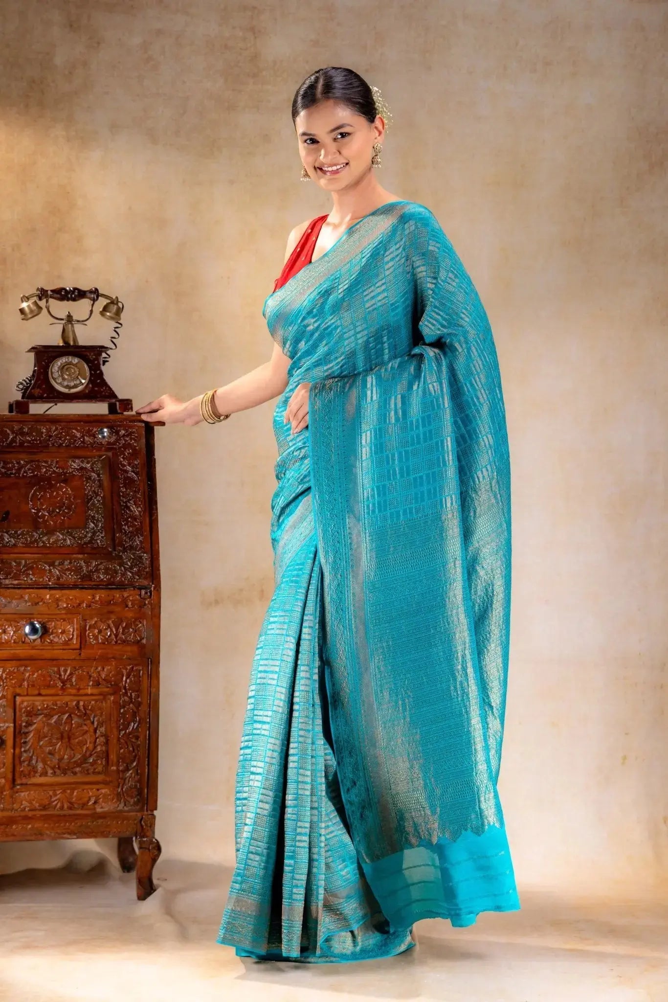 Teal Blue Crepe Silk Saree Vat Dyed with Zari Checkered Weave that-saree-shop.myshopify.com