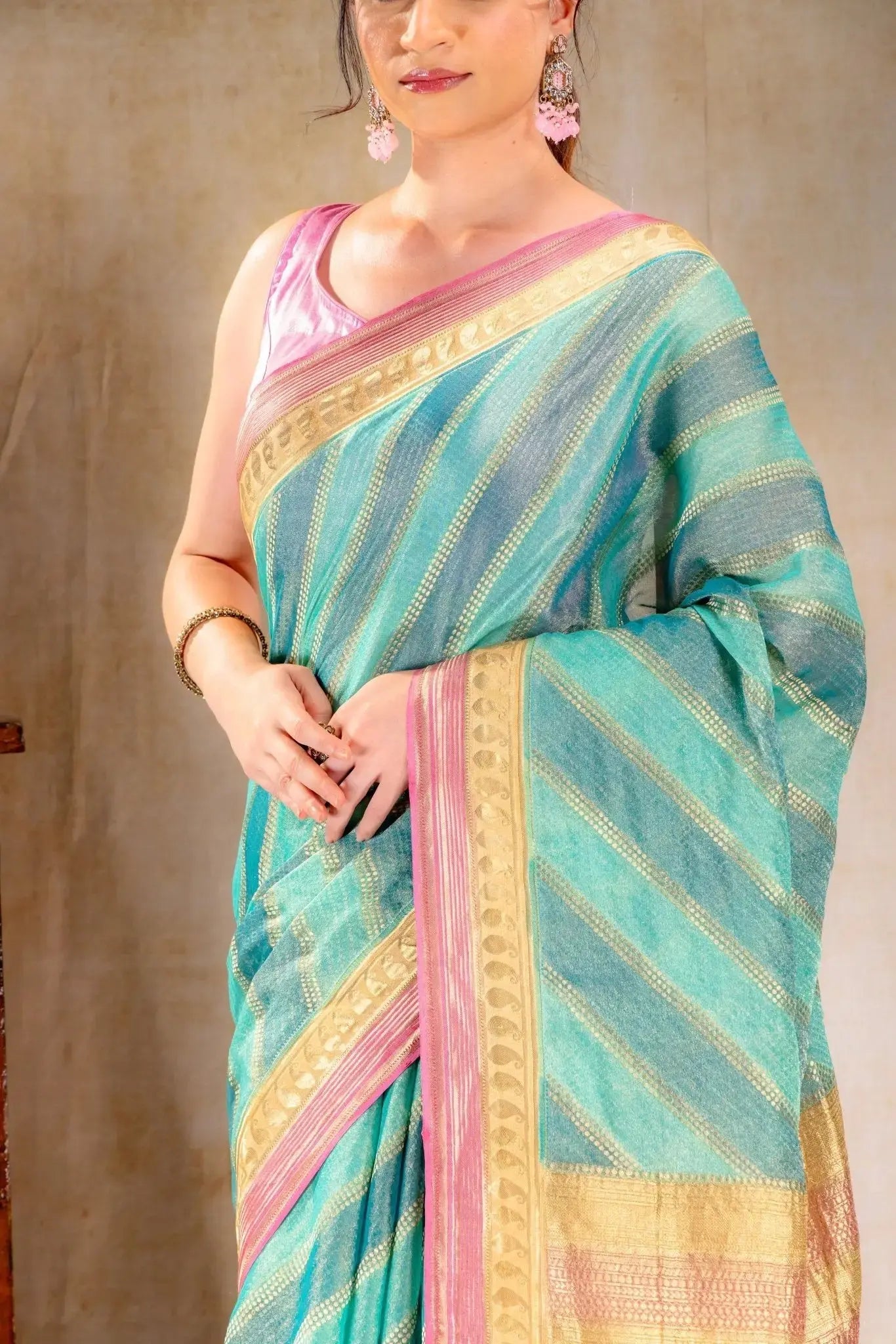 Teal Green Tissue Saree with Mango Motif and Contrasting Zari Lines that-saree-shop.myshopify.com