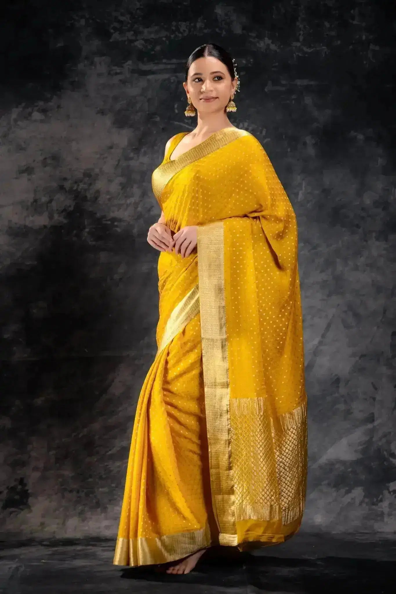 Yellow Crepe Silk Saree that-saree-shop.myshopify.com
